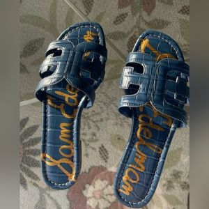 SAM EDELMAN - BAY SLIDE SANDAL. Deep Caspian Blue. Size 7.5